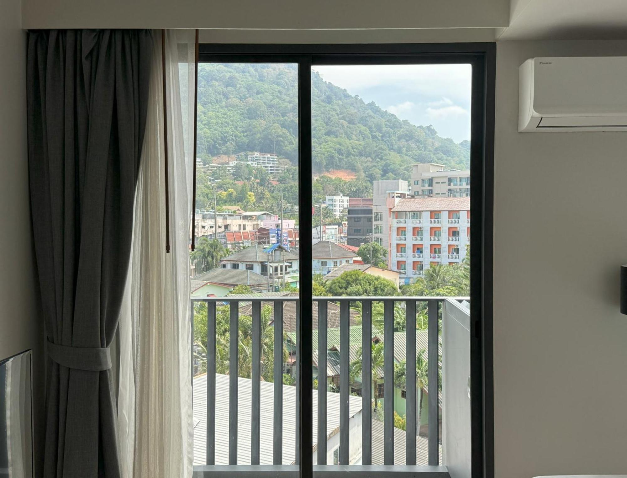 The Deck Condominium By Lofty Patong Cameră foto
